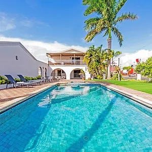 Motel Casa Nostra, Mackay